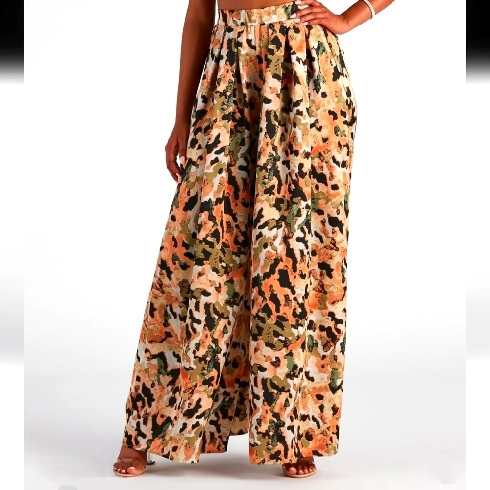 Forever 21 Abstract Art Satin Wide Leg Pants - Picture 2 of 11